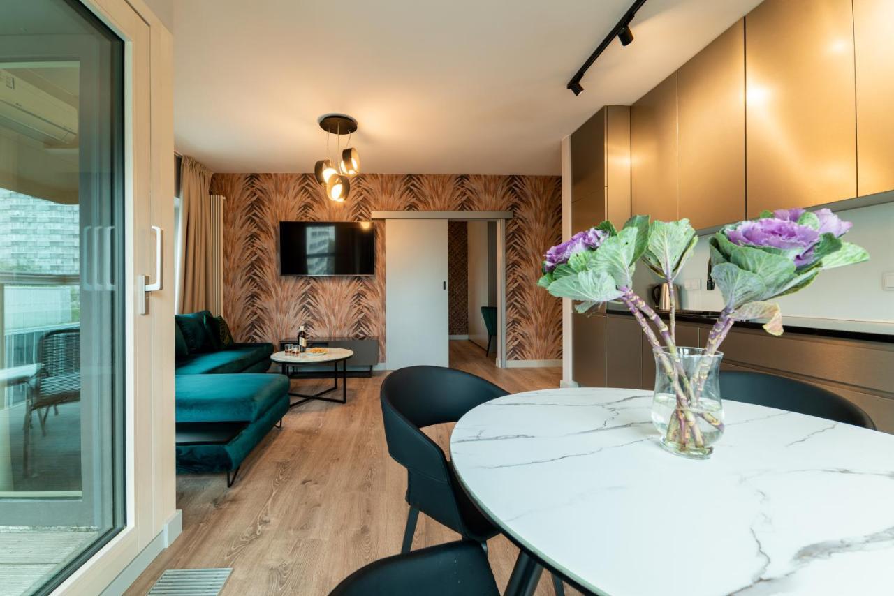 Mennica Residence Luxury Location 바르샤바 외부 사진
