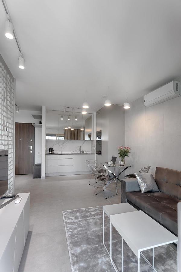 Mennica Residence Luxury Location 바르샤바 외부 사진