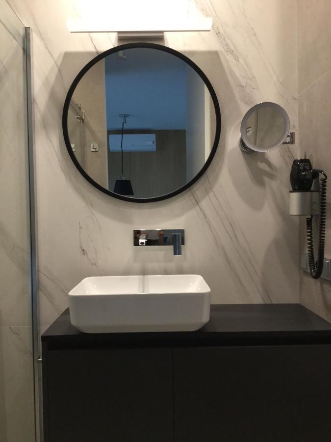 Mennica Residence Luxury Location 바르샤바 외부 사진