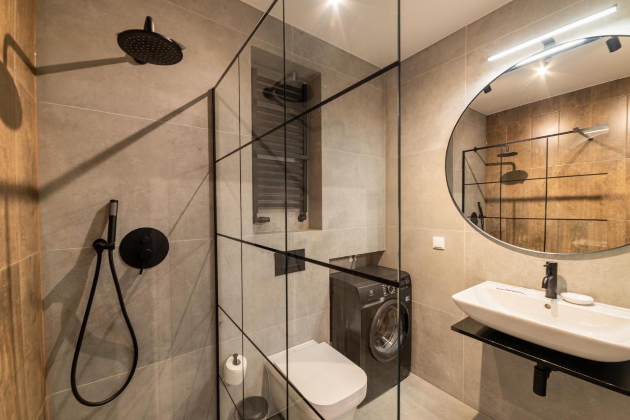 Mennica Residence Luxury Location 바르샤바 외부 사진