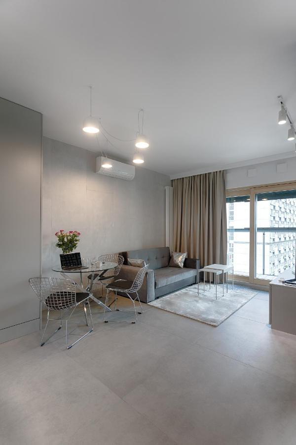 Mennica Residence Luxury Location 바르샤바 외부 사진
