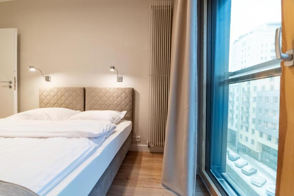 Mennica Residence Luxury Location 바르샤바 외부 사진